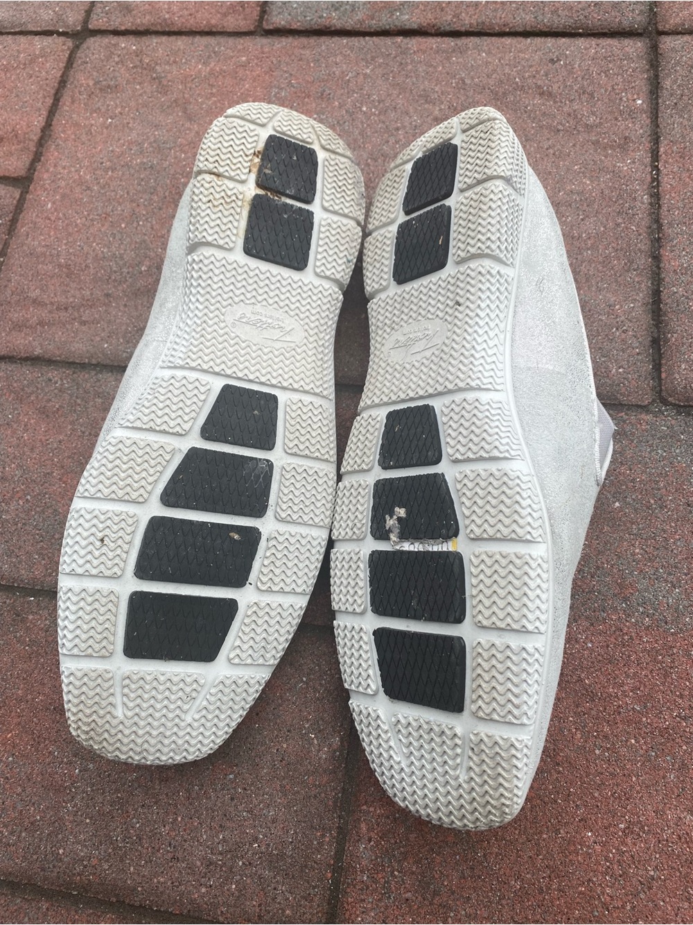 Trotters Women's Slip-On Athletic Shoes in Silver/Light Gray - Picture 4 of 4